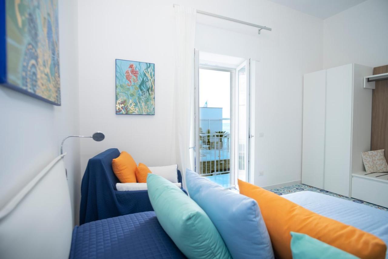 Domus Lina Villa ซอร์เรนโต ภายนอก รูปภาพ